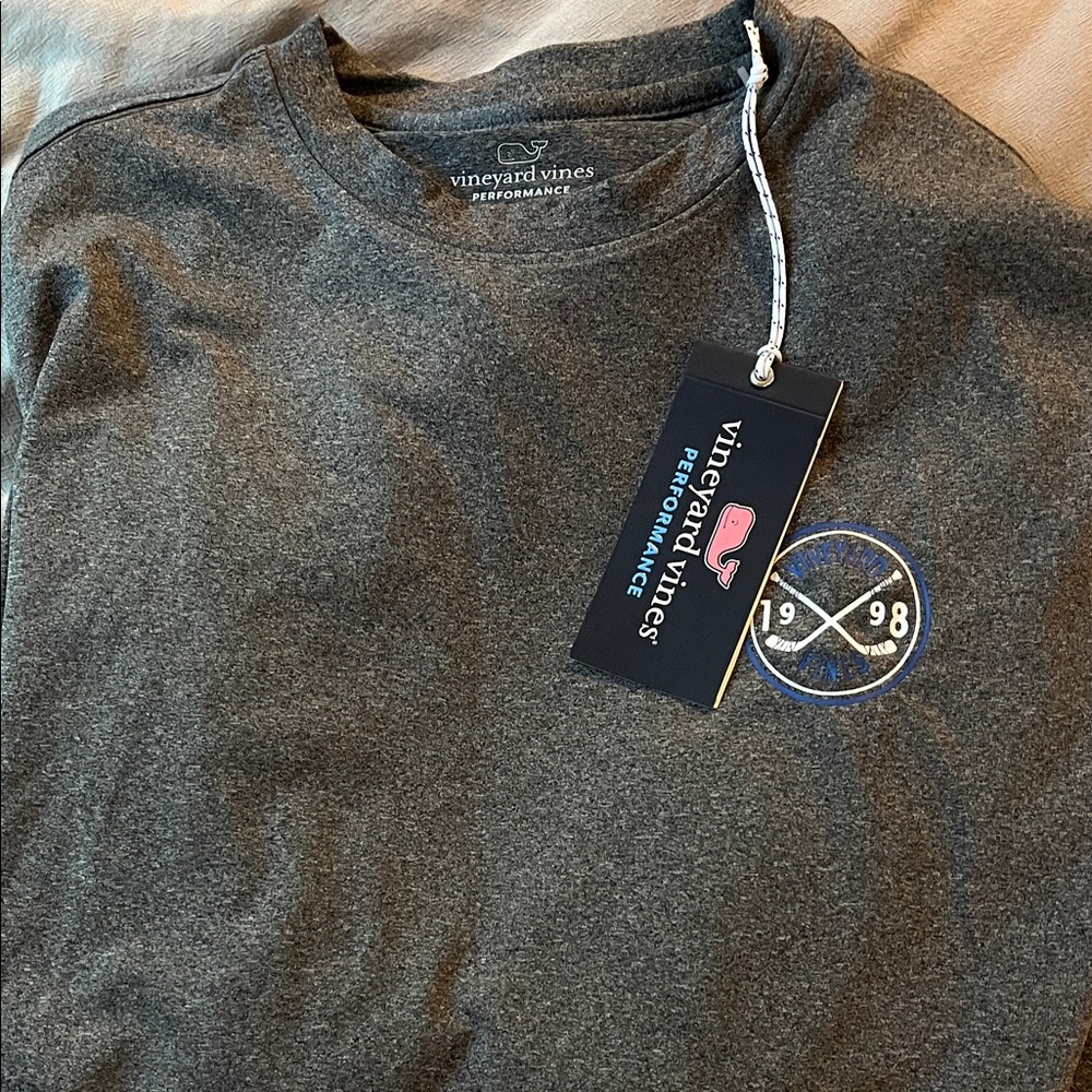 NWT Vineyard Vines Charcoal Performance Tee kids large